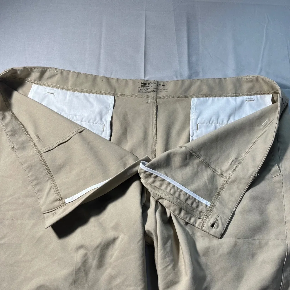 Nike Golf Shorts Standard Fit Mens 42 Tan Dri-FIT Athleisure Sporty